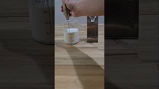 Aerolatte Handheld Milk Frother [upl. by Hume480]